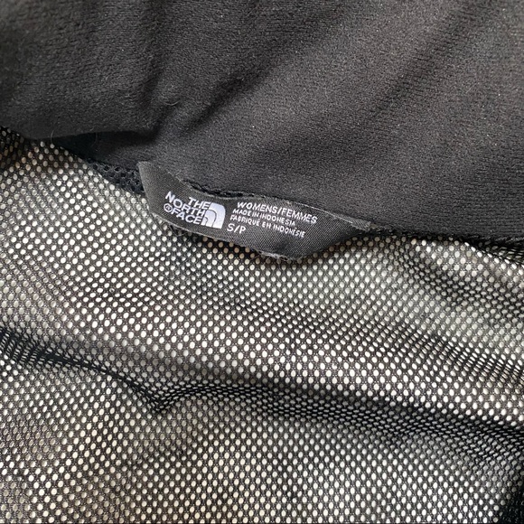 The North Face Womens Black Rainjacket Size Small - Picture 3 of 7